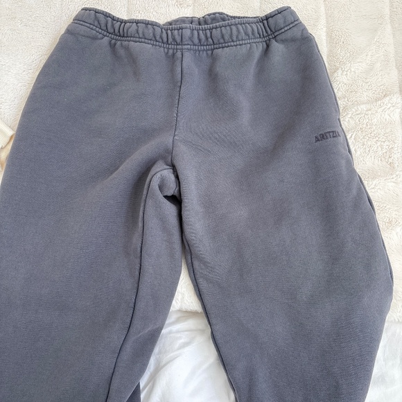Aritzia sweat pants, cozy fleece - Picture 1 of 1